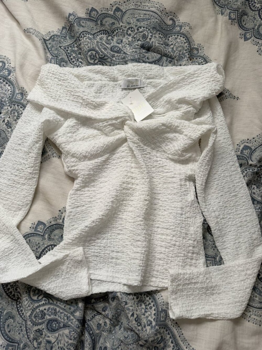 NWT QUIZ White Textured Long Sleeve Top Size US 2